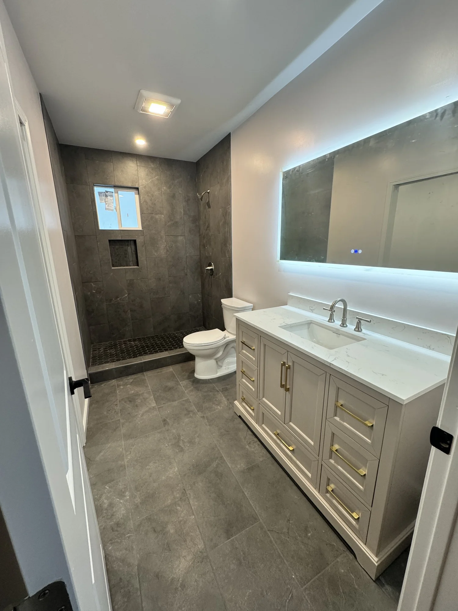 Interior remodel — completed project by No Limit Construction